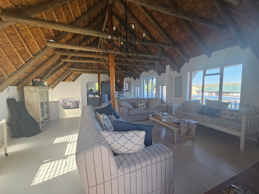 5 Bedroom Property for Sale in Stilbaai Wes Western Cape